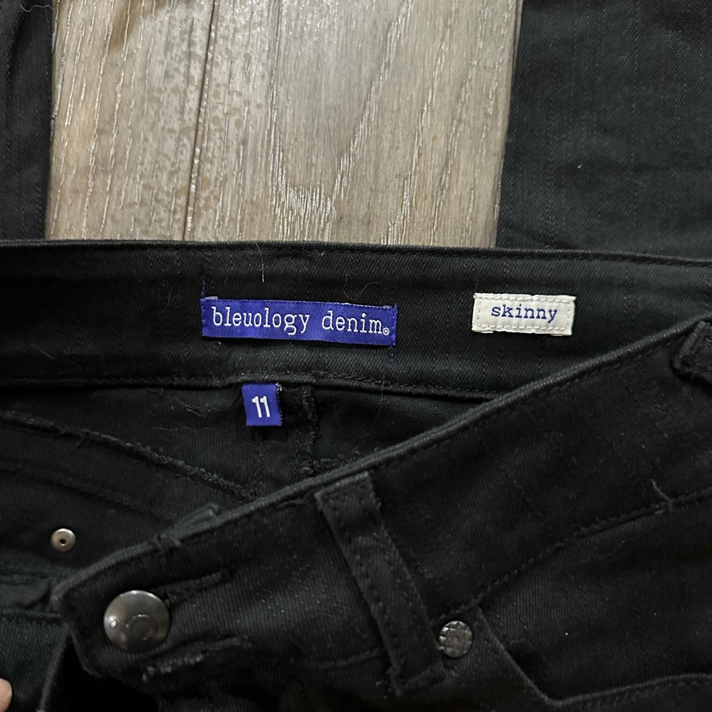 Bleuology RARE Skinny Jeans - Picture 7 of 16
